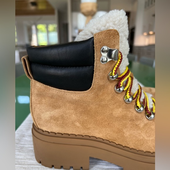 Marc Fisher LTD Nairy Leather Boot SIZE: 7 - Picture 10 of 14